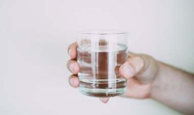 Doa dan Adab Meminum Air Zamzam: Penjelasan Para Ulama