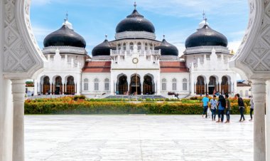 Perjalanan Islam Masuk dan Berkembang di Indonesia