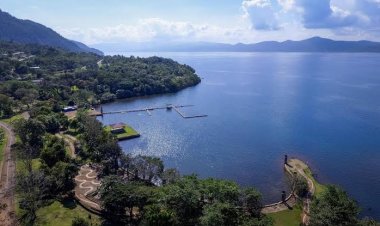 Danau indah yang berada di sorowako