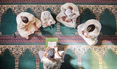 MENJADI ANAK MUDA YANG PANTANG GALAU DAN CARI SOLUSI DALAM AL QUR'AN