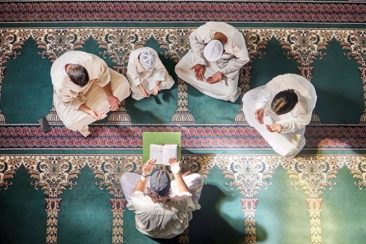 MENJADI ANAK MUDA YANG PANTANG GALAU DAN CARI SOLUSI DALAM AL QUR'AN