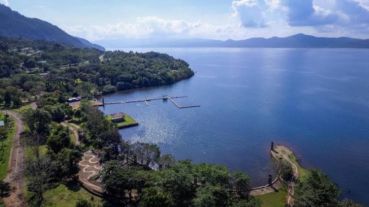 Danau indah yang berada di sorowako