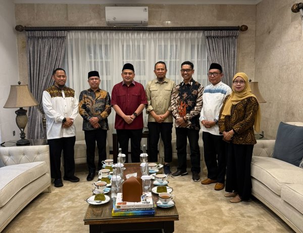 Pelantikan 5 Pimpinan BAZNAS Kota Makassar Periode 2026-2031